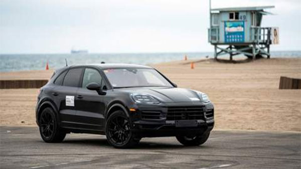  Porsche Cayenne   