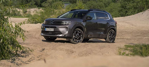 -  Citroen C5 Aircross:   ' 1