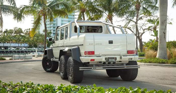   Mercedes-Benz G63 AMG      2