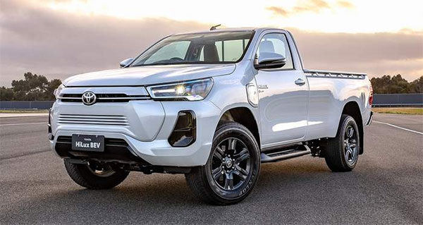 Toyota   Hilux 1