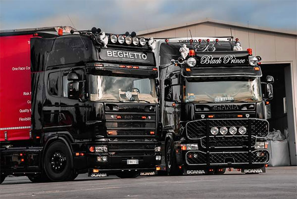  Scania      :  2