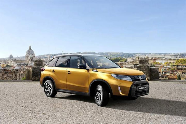   Suzuki Vitara 2024 1